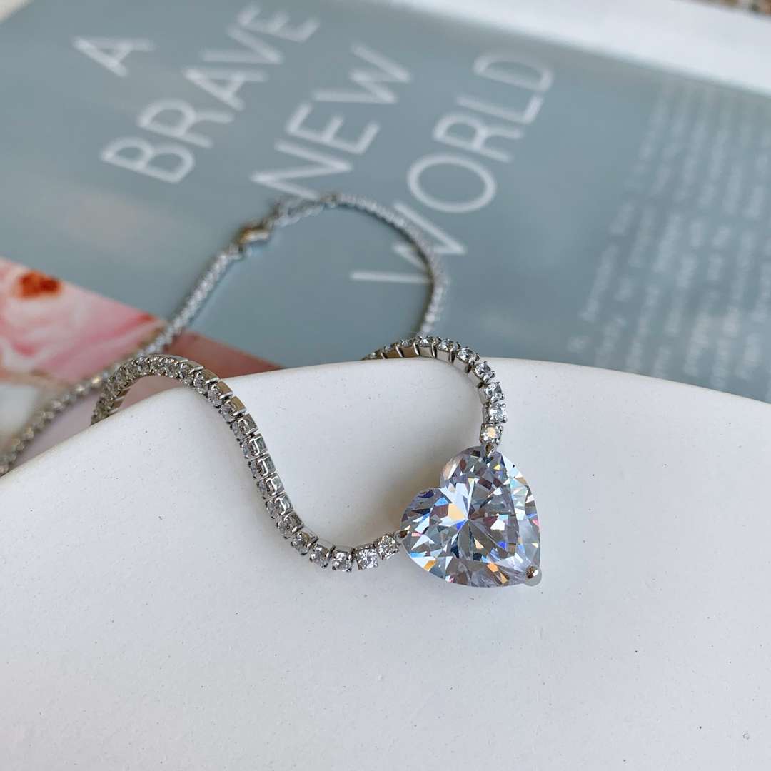 [AuraEcho]8.0 Carat Versatile Colorful Sweet Heart-Shaped Tennis Necklace