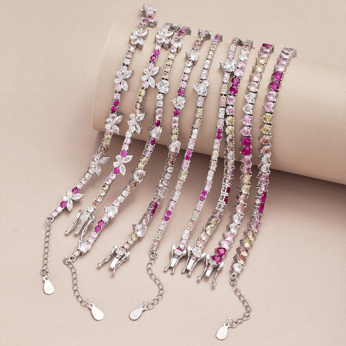 [AuraEcho]Ornate Colorful Butterfly Shape Round Cut Daily Bracelet