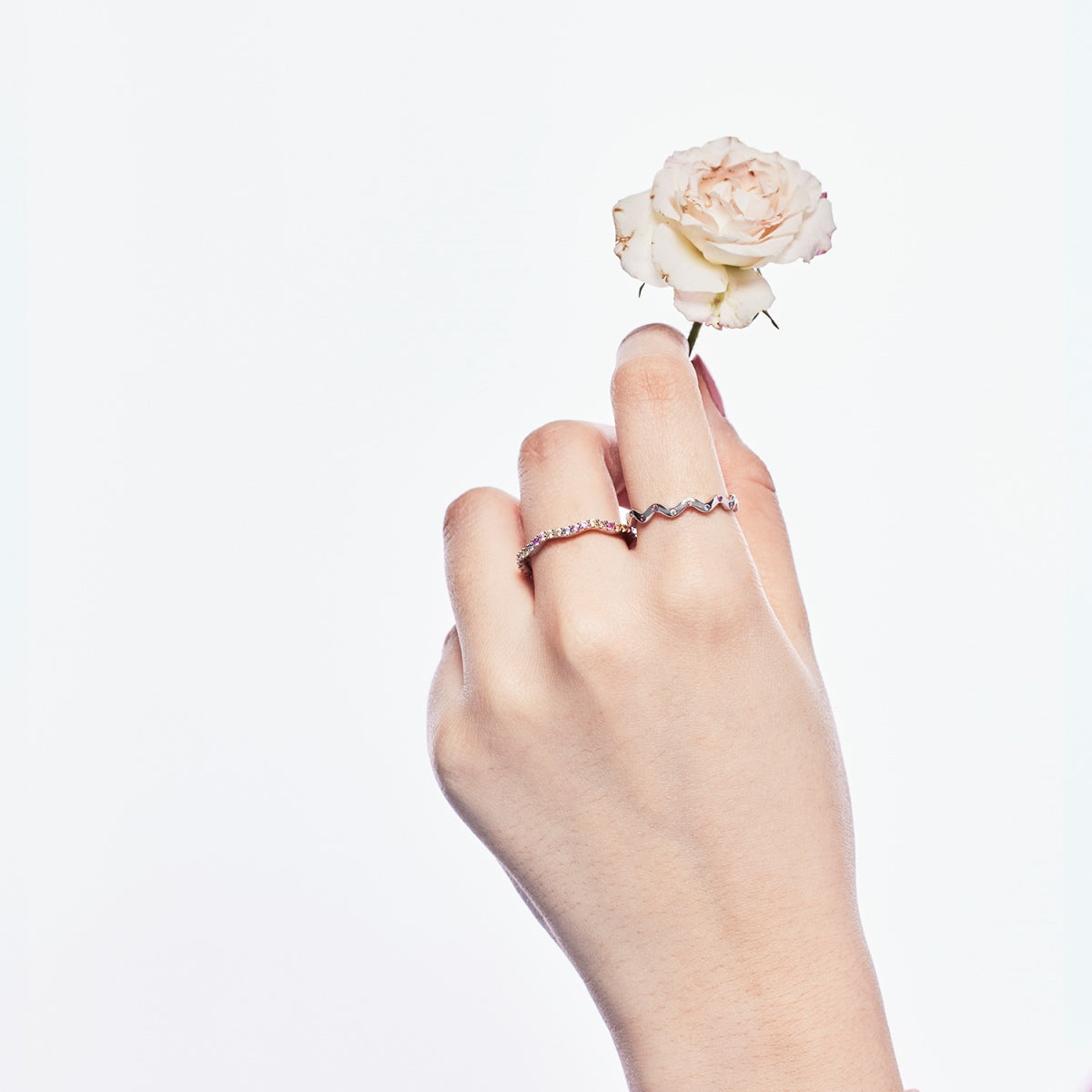 [AuraEcho]Ornate Vibrant Round Cut Daily Ring
