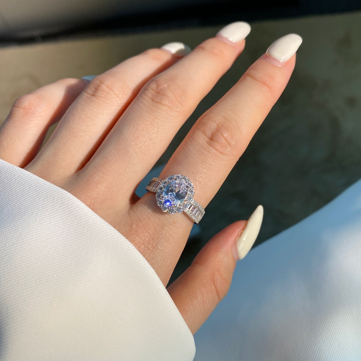 [AuraEcho]1.5 Carat Dazzling Charming Oval Cut Banquet Ring