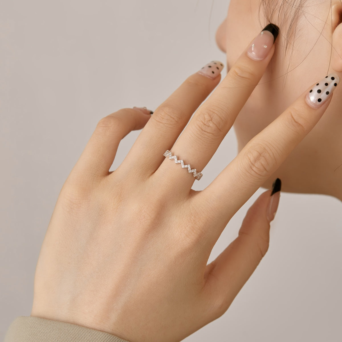 [AuraEcho]Delicate Enchanting Wave Shape Daily Ring