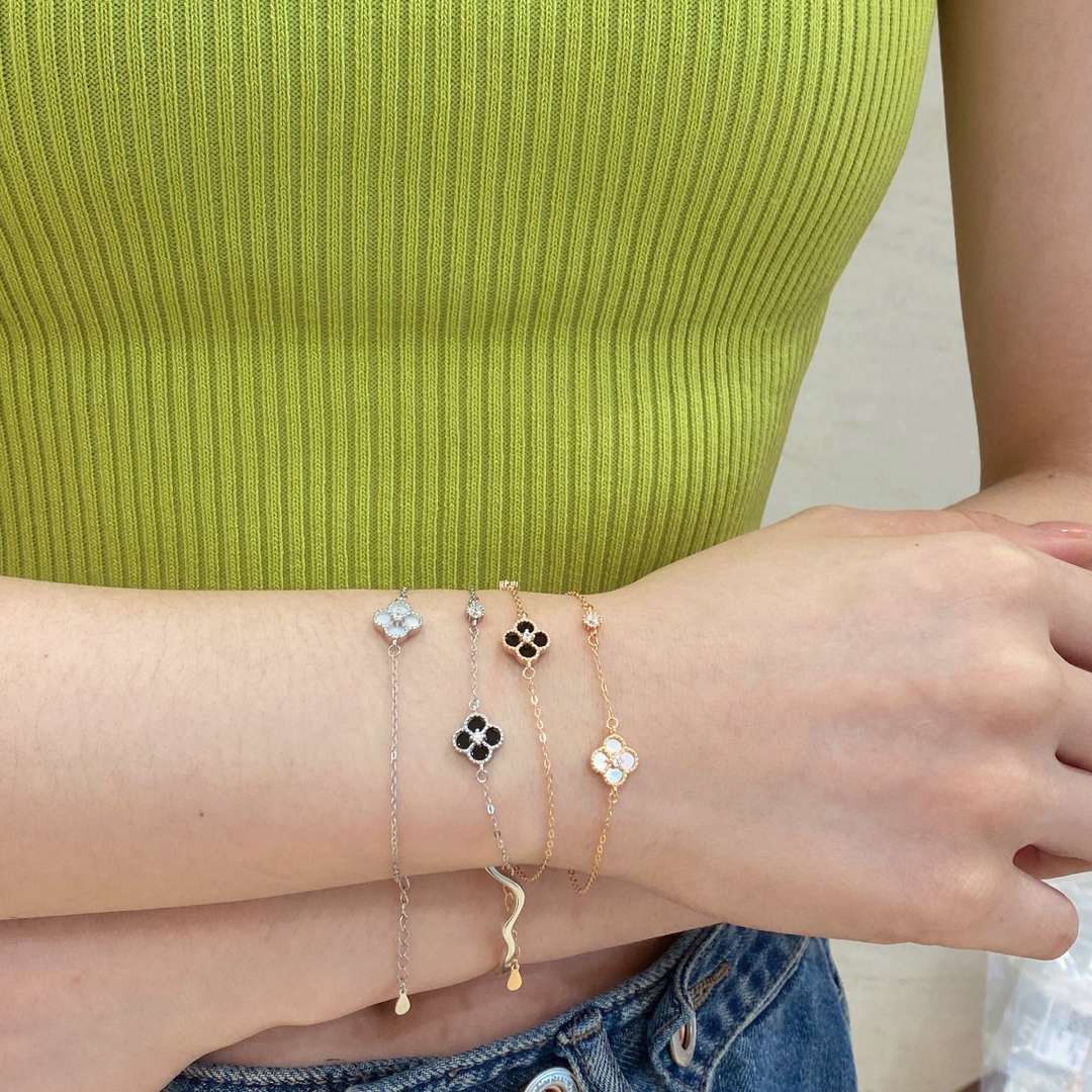 [AuraEcho]Delicate Four Leaf Clover Bracelet