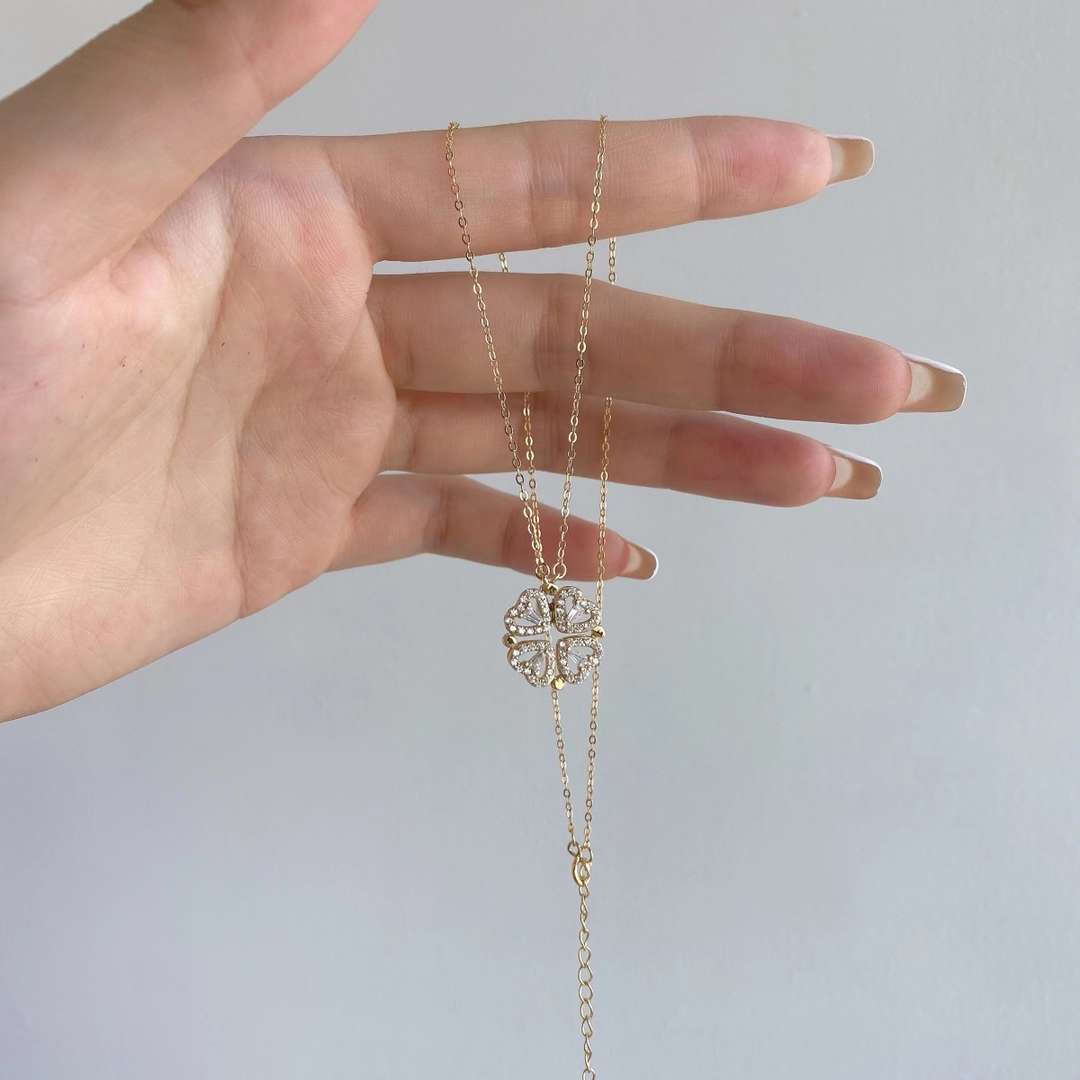 [AuraEcho]Ornate Heart Cut Flower Shape Necklace