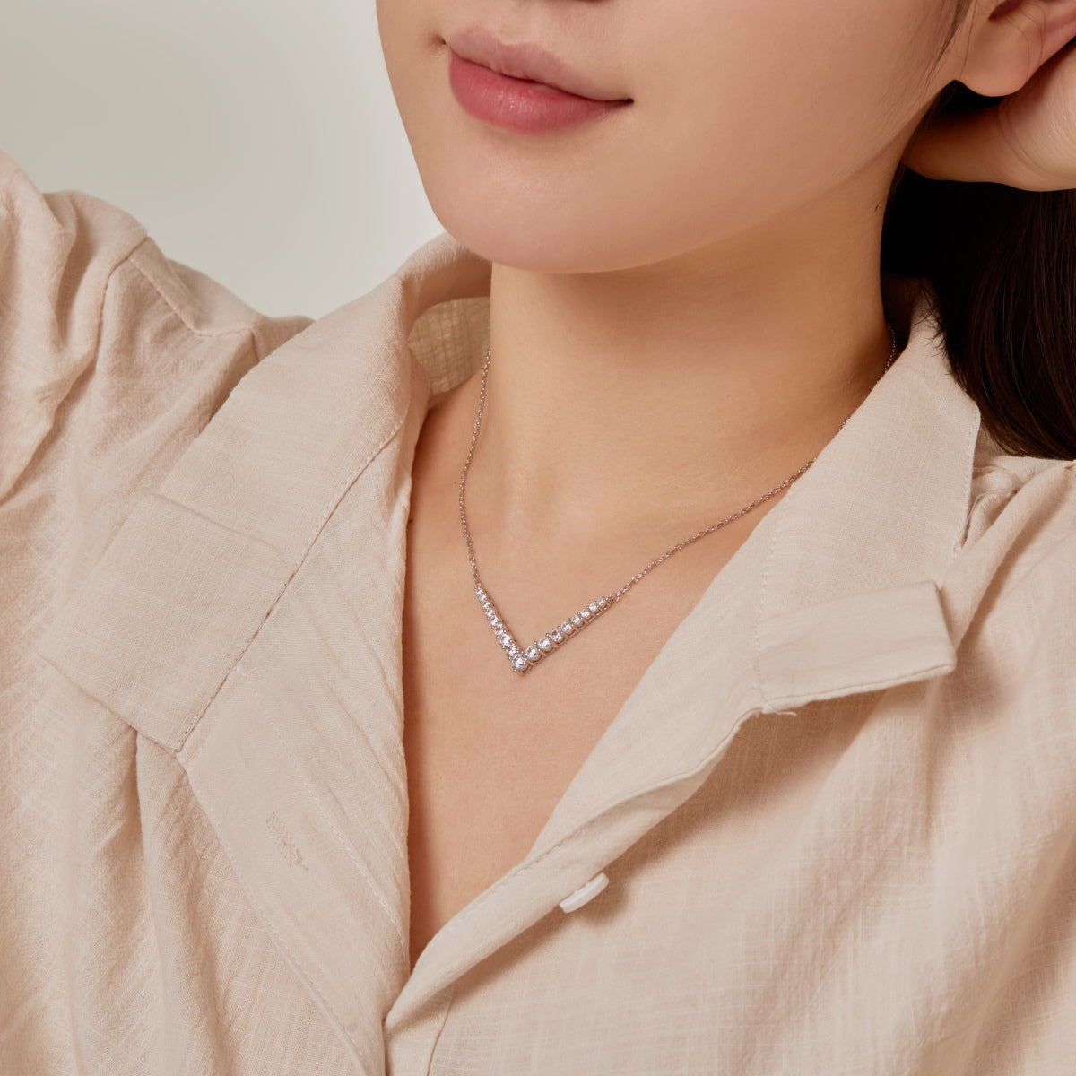 [AuraEcho]Ornate Round Cut Necklace