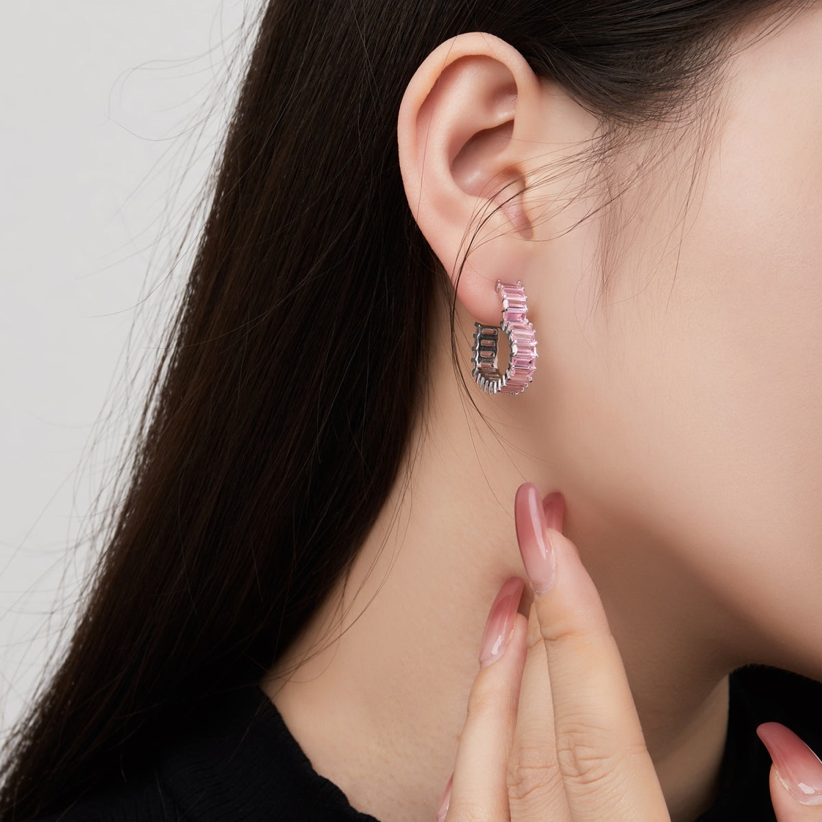 [AuraEcho]Radiant Heart Cutout Earrings