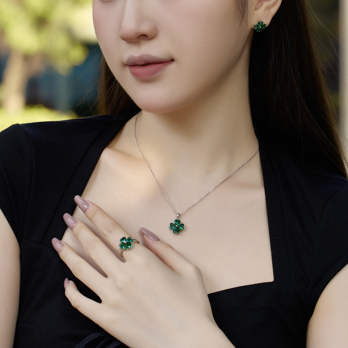 [AuraEcho]Heart-Shaped Four-Leaf Clover Bead Necklace
