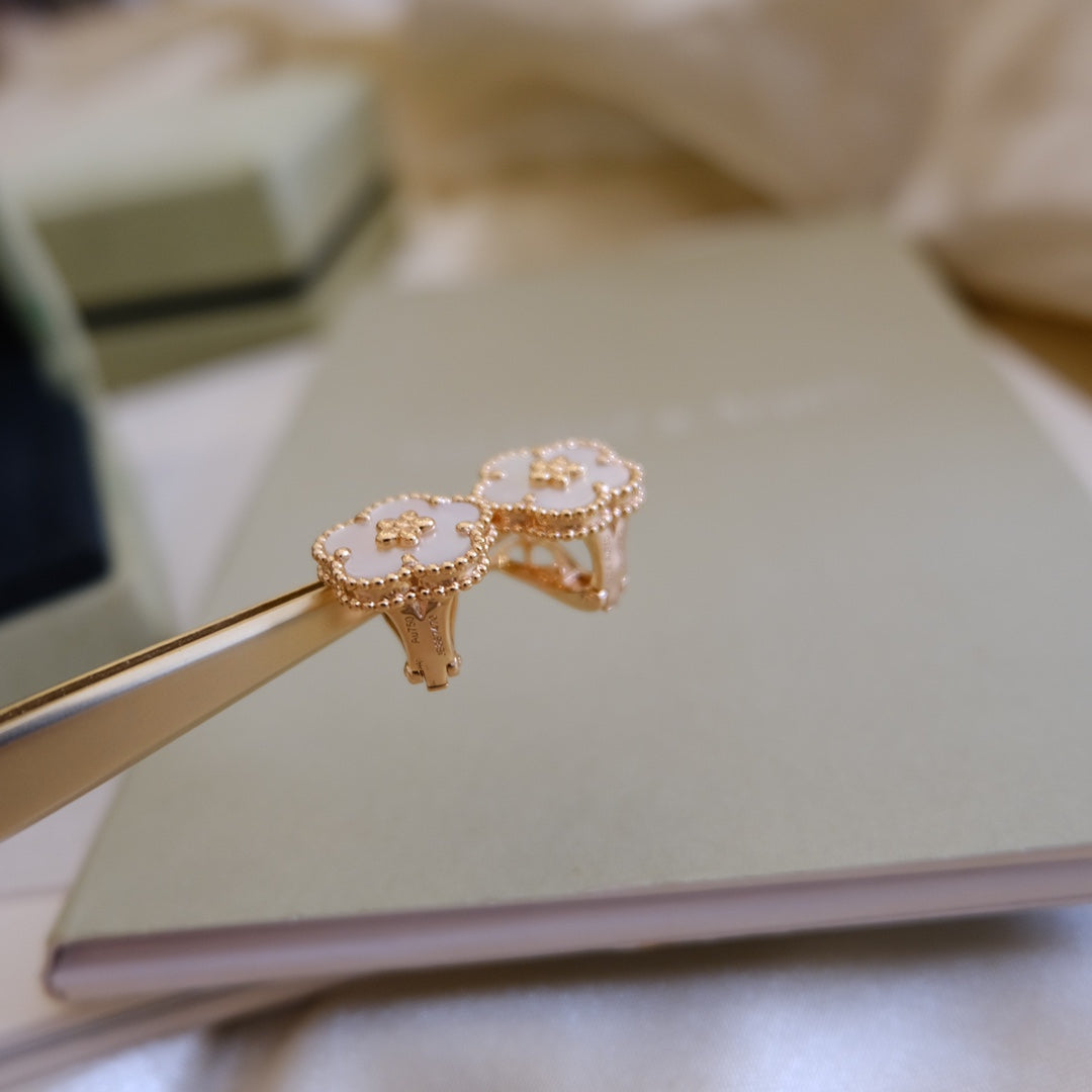 [AuraEcho]LUCKY PINK GOLD WHITE MOP EARRINGS