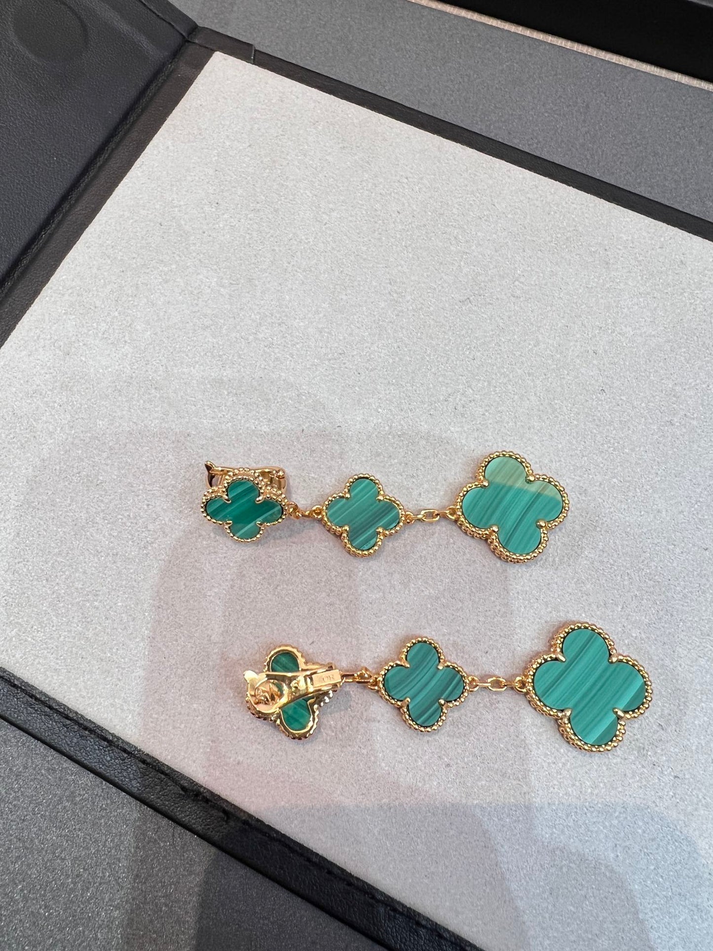 [AuraEcho]CLOVER MALACHITE 3 MOTIFS GOLD