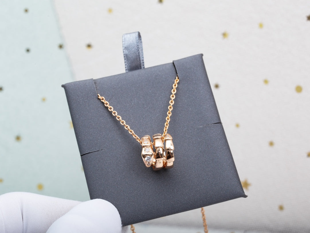 [AuraEcho]SERPENTI PINK GOLD NECKLACE DIAMOND