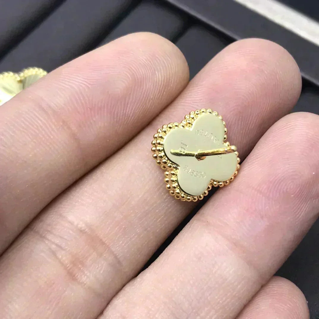 [AuraEcho]CLOVER MINI 9.5MM LASER EARRINGS