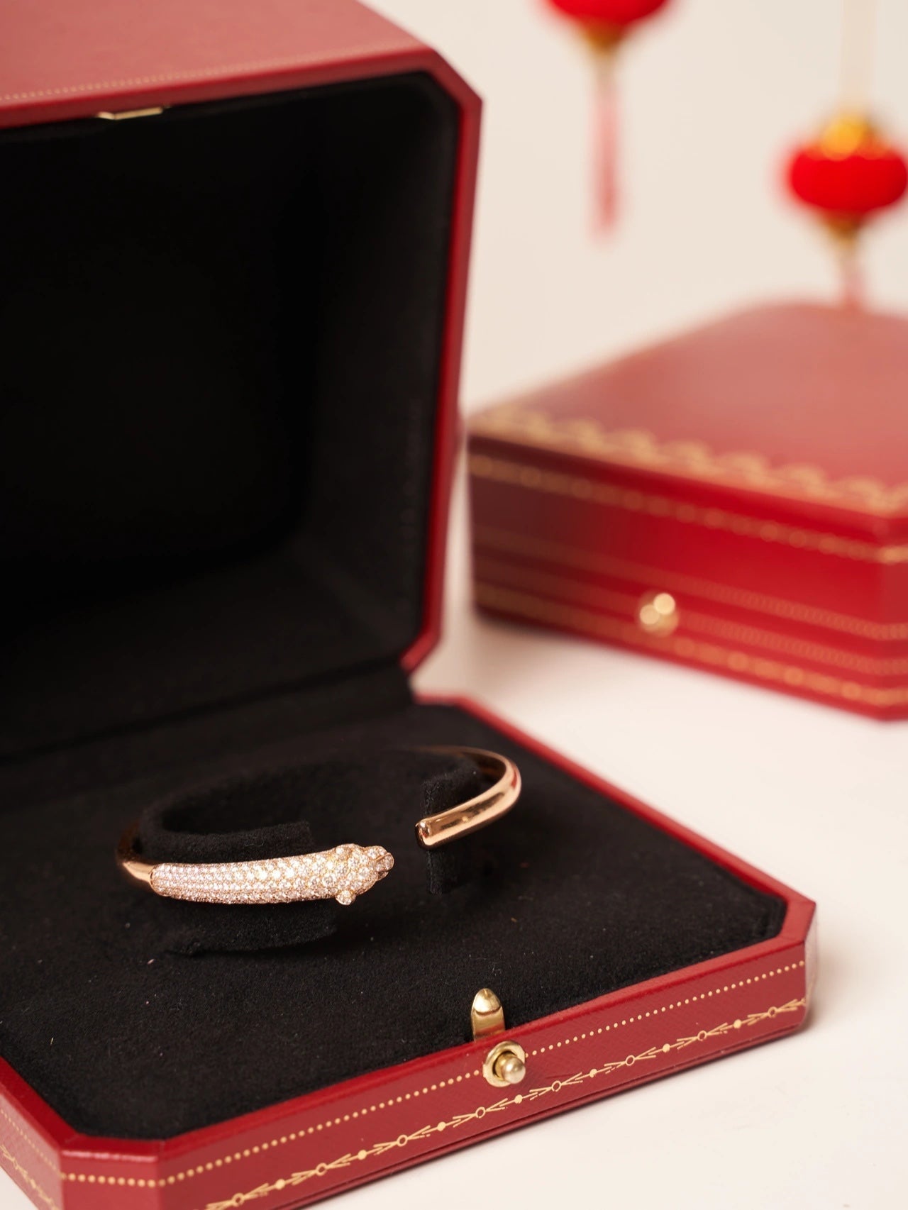 [AuraEcho]PANTHERE ROSE GOLD DIAMOND OPEN BRACELET