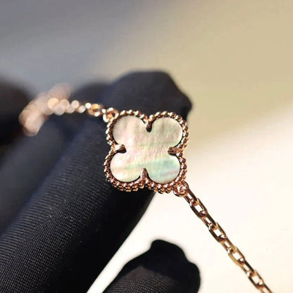[AuraEcho]CLOVER 20 MOTIFS DARK MOP DIAMOND  NECKLACE