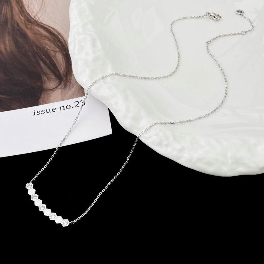 [AuraEcho]BEE MY LOVE DIAMOND NECKLACE