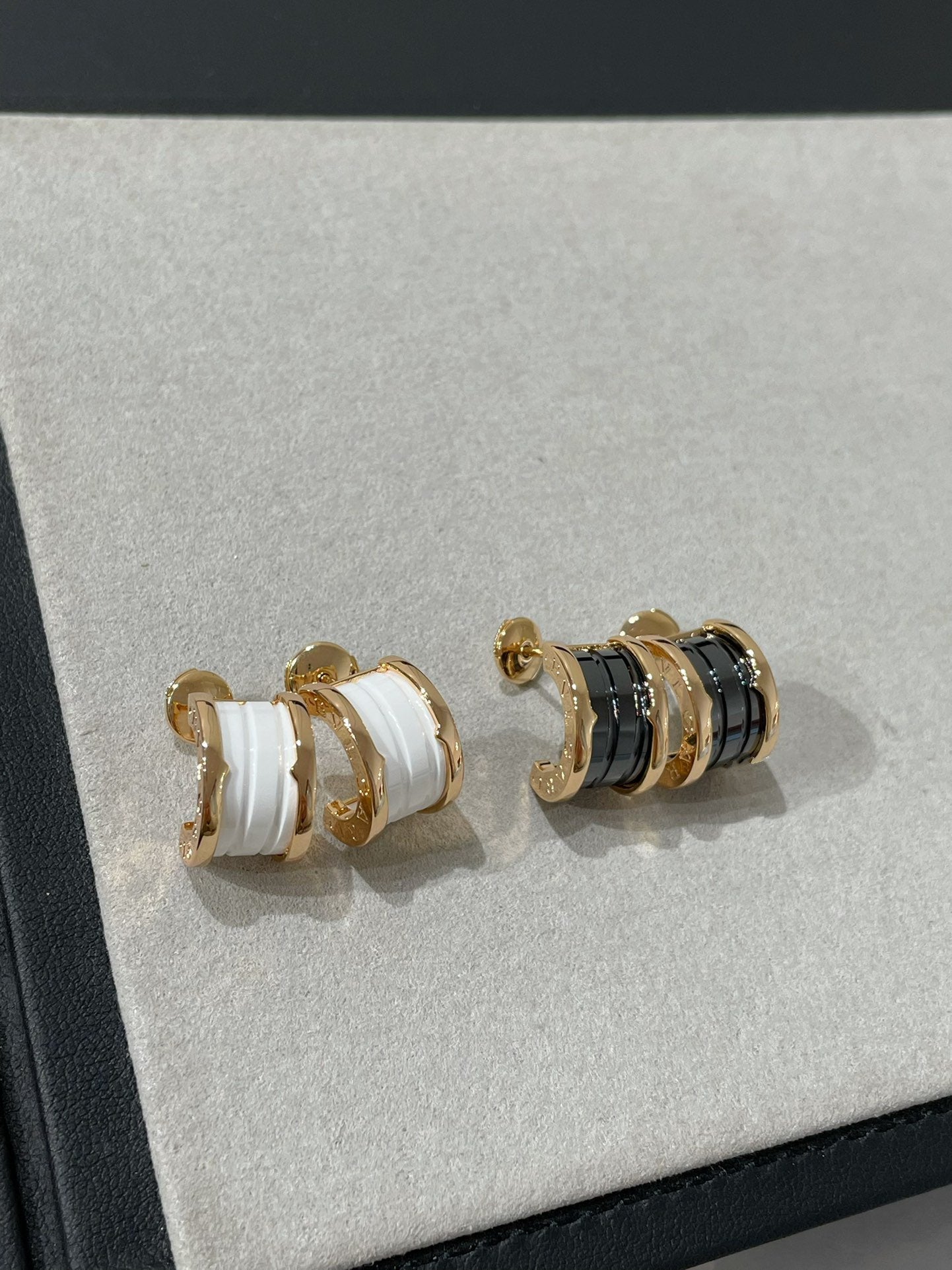 [AuraEcho]ZERO 1 PINK GOLD CERAMIC EARRINGS