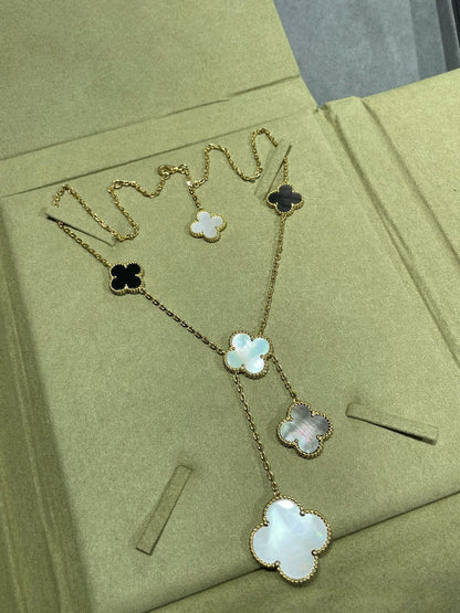 [AuraEcho]CLOVER 6 MOTIF MOP ONYX GOLD NECKLACE