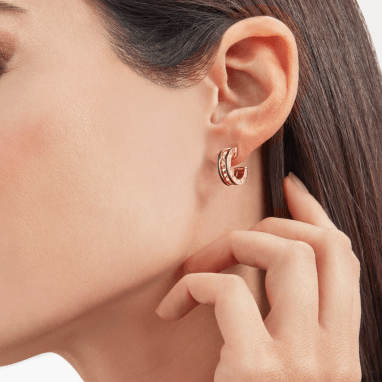 [AuraEcho]ZERO 1 ROCK PINK GOLD EARRINGS WITH STUDDED SPIRAL AND BLACK CERAMIC