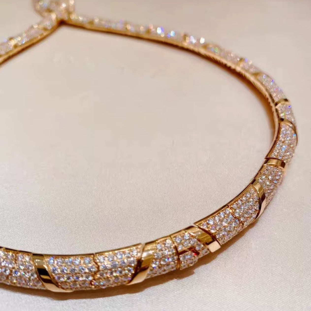 [AuraEcho]HAUTE COUTURE GOLD SERPENTI NECKLACE