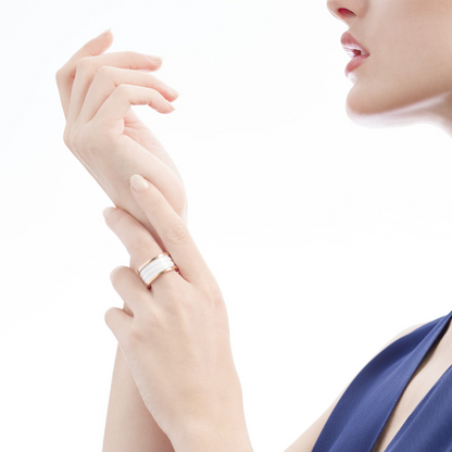[AuraEcho]ZERO 1 FOUR-BAND LOOPS AND WHITE CERAMIC SPIRAL PINK GOLD RING