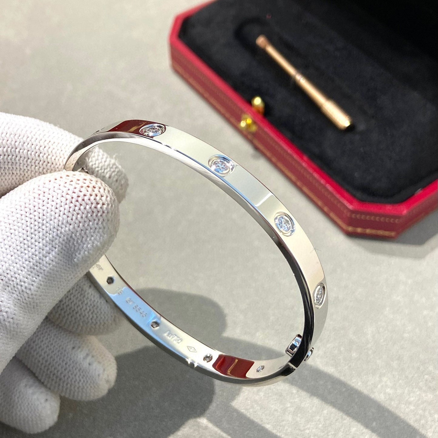 [AuraEcho]LOVE BRACELET 6.1MM 10 DIAMONDS