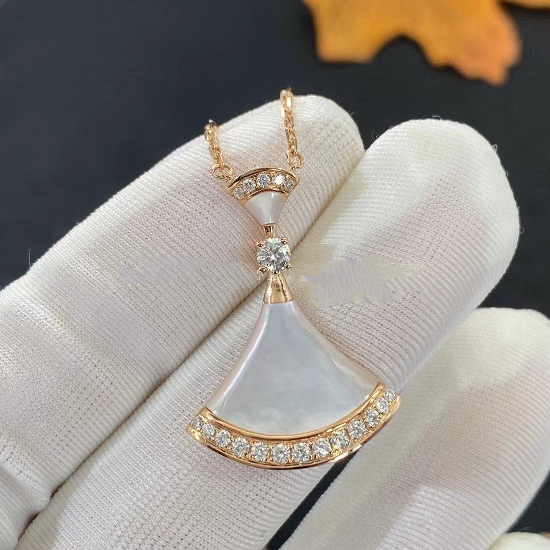 [AuraEcho]DREAM NECKLACE MOP PINK GOLD DIAMOND